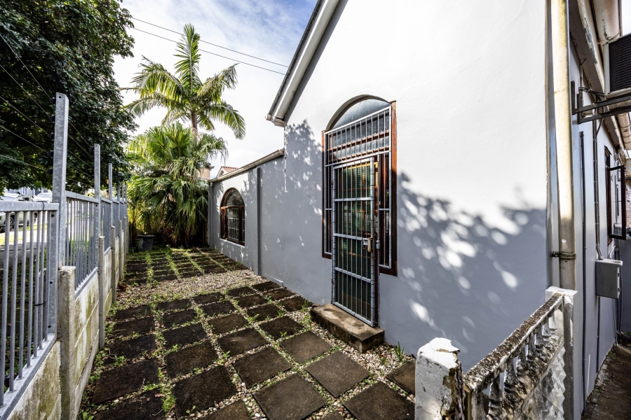 4 Bedroom Property for Sale in Berea Eastern Cape